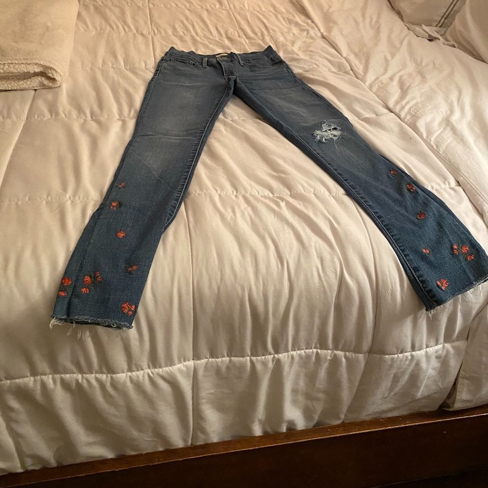 JEANS - Picture 3 of 3